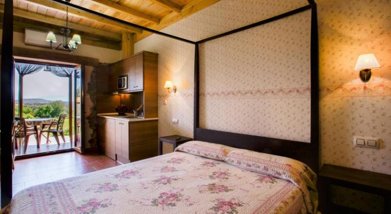 Apartamentos El Jardin del Poeta