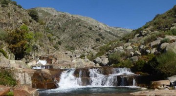 Apartamentos Rurales Entre Fuentes
