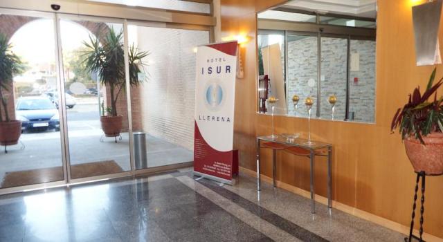 Hotel Isur Llerena