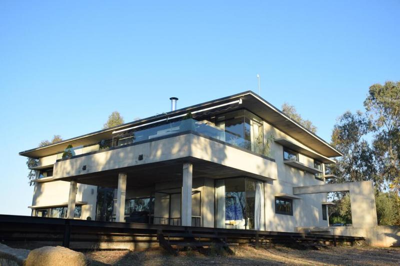 La Casa del Lago (Embalse de Valdecañas)