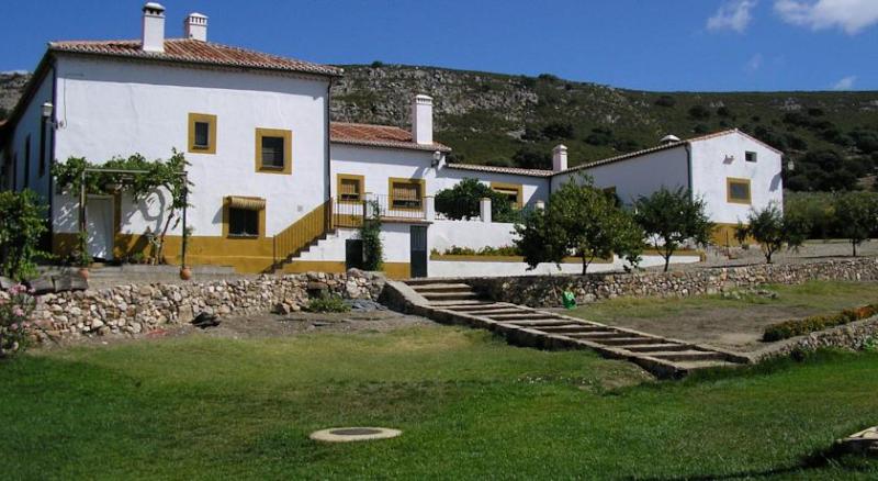 Palacio Viejo de Las Corchuelas