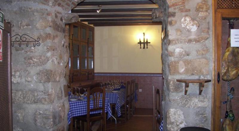 Hostal Hueso