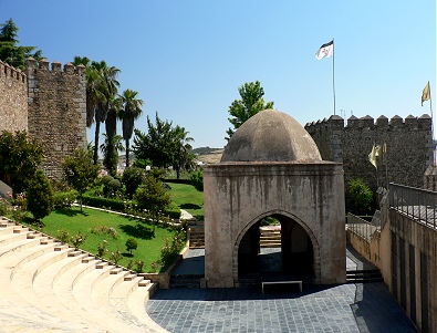 Jerez de los Caballeros. Fortaleza Templaria con la Torre Sangrienta al fondo.