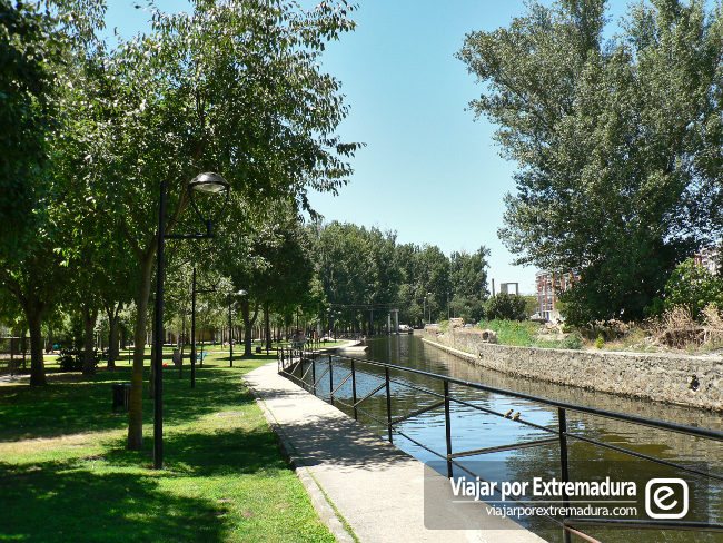 Canal de la Isla en Plasencia. Viajar por Extremadura