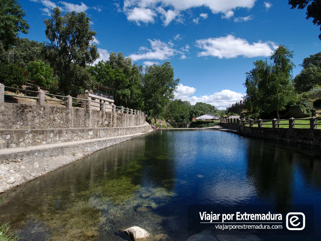 Piscina natural de la Garganta de San Gregorio, en Aldeanueva de la Vera