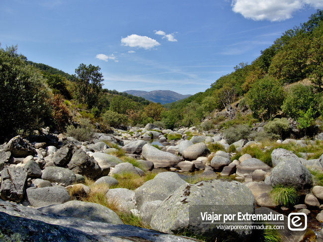 Paisaje del Valle del Jerte en la Garganta de los Infiernos