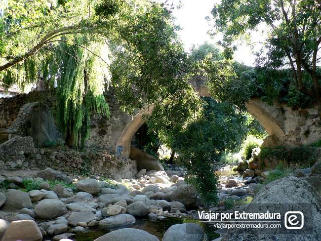 Puente de la Fuente Chiquita. Hervás