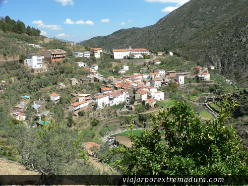 Vistas de Fragosa y Martilandrán en Las Hurdes