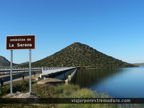 Aguas del Embalse de La Serena