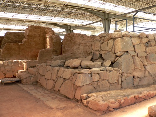 Yacimiento de Cancho Roano. Viajar por Extremadura