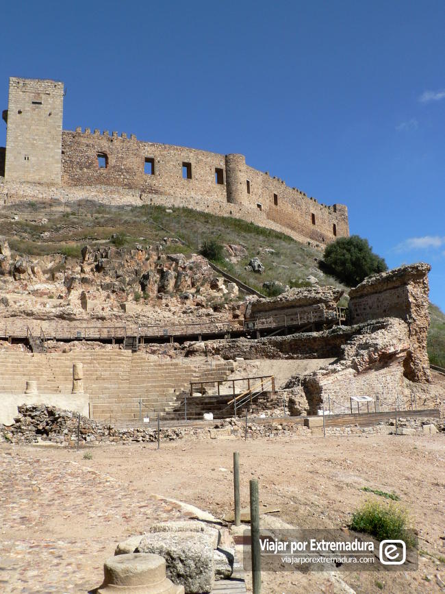 Turismo en Extremadura. Legado romano. Teatro Romano de Medellín