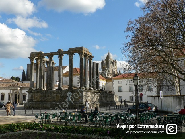 Templo Romano de Évora