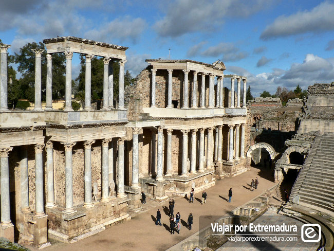 Frente de escena del Teatro Romano de Mérida