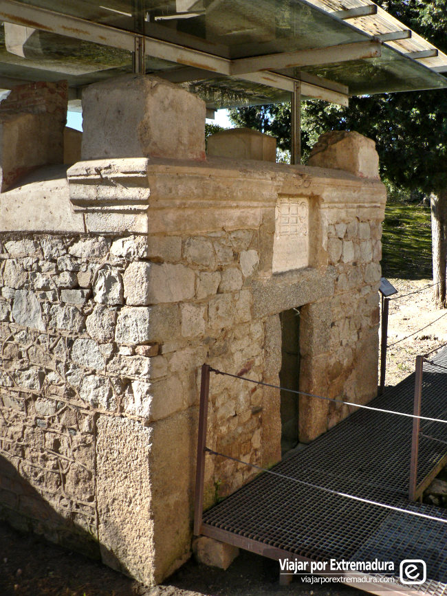 Área funeraria de los Columbarios