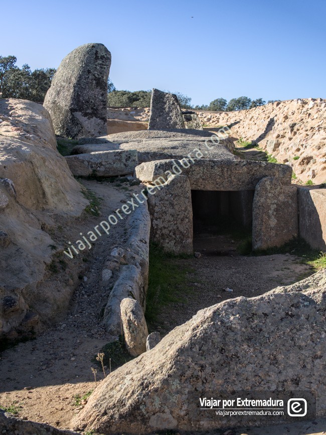 Qué ver en Extremadura - Dolmen de Lácara