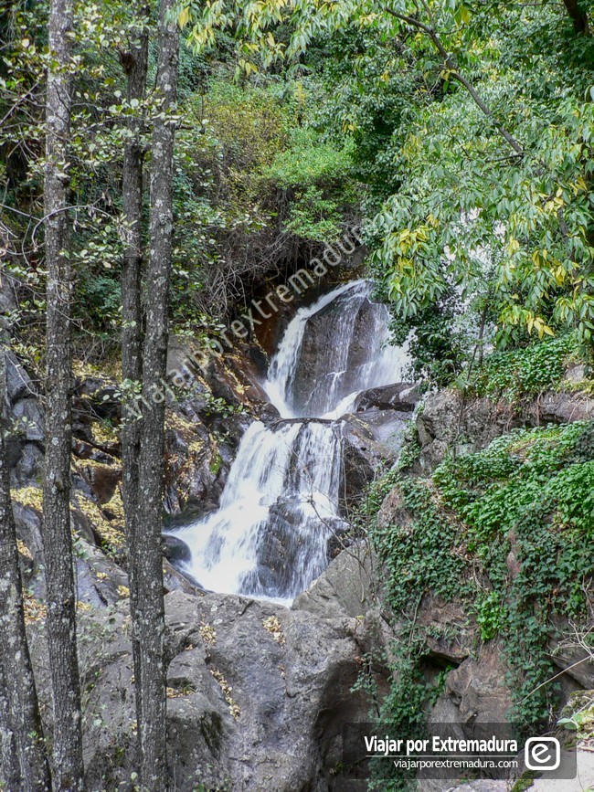 Ruta de las Cascadas de las Nogaledas