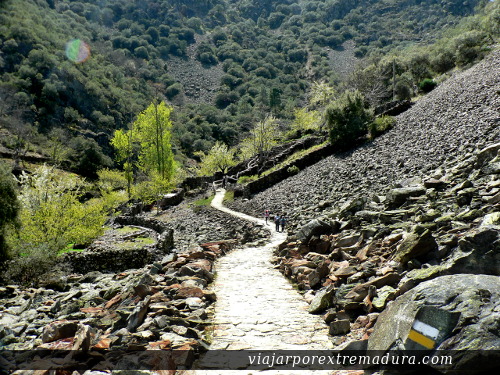 Ruta del Chorro de la Meancera