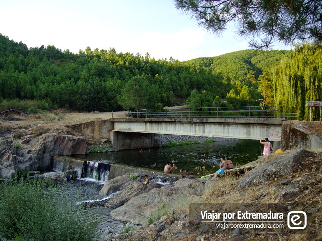 Piscina natural del Cruce de Avellanar